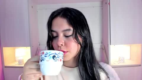 Snapshot of valerymeyerr chatting on 01-14-25, 04:25 valerymeyerr online show from 01-14-25, 04:25
