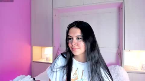 Snapshot of valerymeyerr chatting on 01-19-25, 04:12 valerymeyerr online show from 01-19-25, 04:12