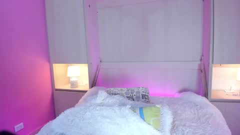 Snapshot of valerymeyerr chatting on 01-21-25, 04:21 valerymeyerr online show from 01-21-25, 04:21