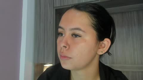 Snapshot of valerymeyerr chatting on 06-01-26, 11:45 valerymeyerr online show from 06-01-26, 11:45