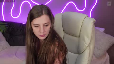 V A L E R Y  M U R online show from 10-12-25, 12:48