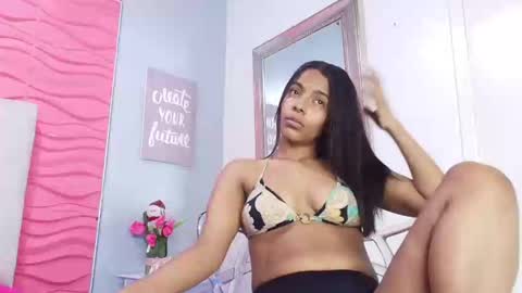 Snapshot of valerynbrown chatting on 12-30-24, 10:55 valery online show from 12-30-24, 10:55