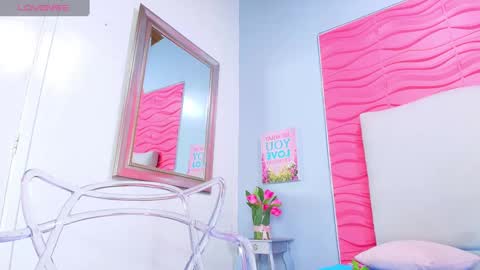 Snapshot of valerynbrown chatting on 02-01-25, 01:55 valery online show from 02-01-25, 01:55