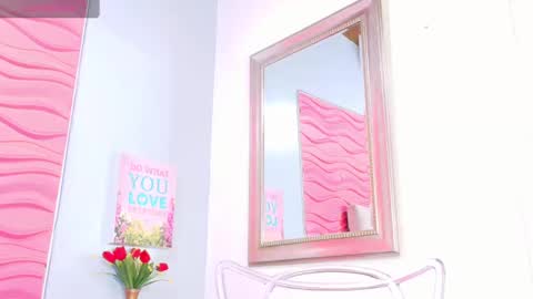 Snapshot of valerynbrown chatting on 03-01-25, 08:53 valery online show from 03-01-25, 08:53