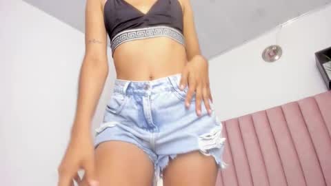 Snapshot of valerysanchezx chatting on 12-02-25, 11:48 Lorena online show from 12-02-25, 11:48