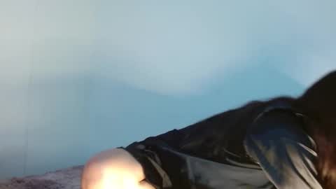 Snapshot of valeryy_rosse chatting on 02-11-25, 12:49 Val online show from 02-11-25, 12:49