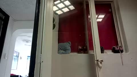 Snapshot of valeryy_sexyy chatting on 01-31-25, 06:14   ---   online show from 01-31-25, 06:14