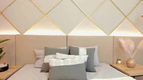 Sofia online show from 03-12-26, 10:27