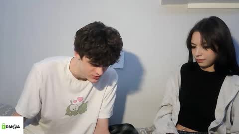 Snapshot of valesios chatting on 01-06-26, 10:56 valesios online show from 01-06-26, 10:56