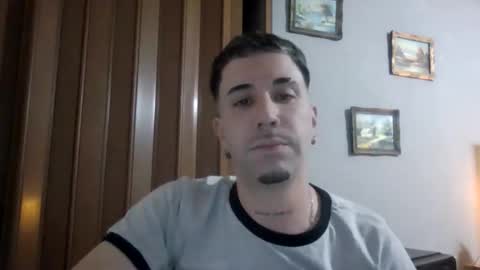 valizero online show from 12-21-25, 01:46