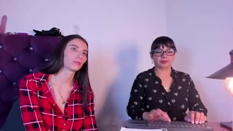 Snapshot of valkiria_and_dione chatting on 02-09-26, 07:51 Valkiria and Dione online show from 02-09-26, 07:51