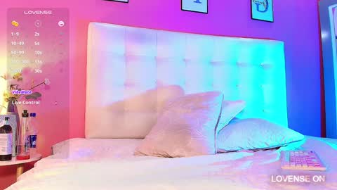 Valkiria moore  online show from 12-04-24, 07:23