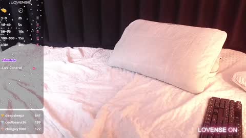 Valkiria moore  online show from 12-14-24, 11:12