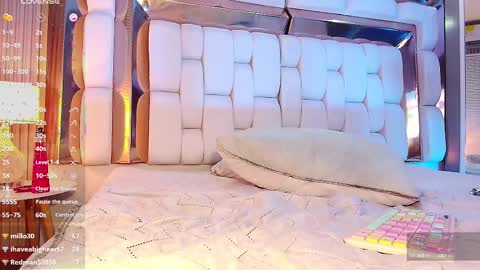 Valkiria moore  online show from 02-11-25, 08:20