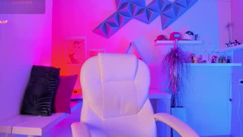 Valkiria online show from 12-02-25, 05:57