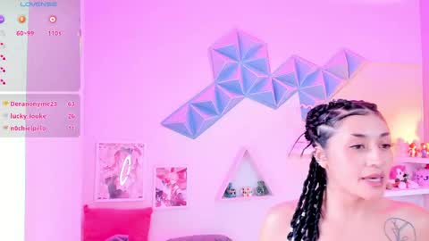 Snapshot of valkiria_ponce chatting on 05-17-26, 03:52 Valkiria online show from 05-17-26, 03:52