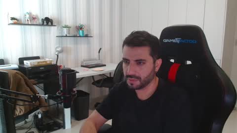 Roberto Carlos online show from 10-07-25, 08:39