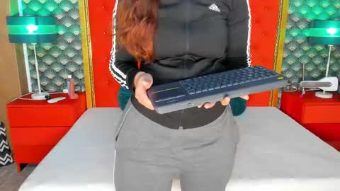 Snapshot of valleriejonnes chatting on 02-21-25, 02:06 Valerie Val V online show from 02-21-25, 02:06