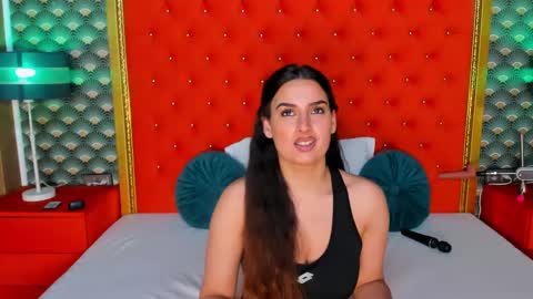 Snapshot of valleriejonnes chatting on 02-22-25, 07:56 Valerie Val V online show from 02-22-25, 07:56