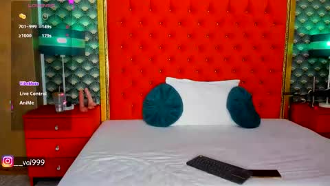 Snapshot of valleriejonnes chatting on 09-20-25, 07:48 Valerie Val V online show from 09-20-25, 07:48