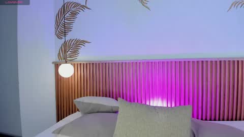 valleriie_ online show from 04-15-26, 03:41