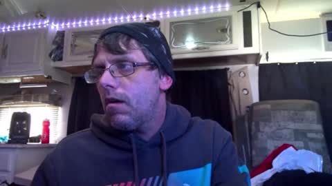 Snapshot of valleycamboy chatting on 10-17-25, 01:25 ValleyCamBoy and Friends online show from 10-17-25, 01:25