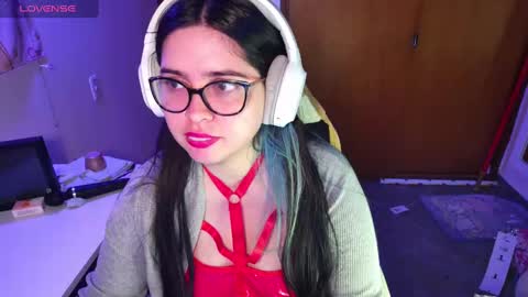 Im Violet online show from 12-24-24, 05:16