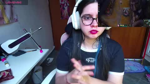 Im Violet online show from 02-09-25, 09:49