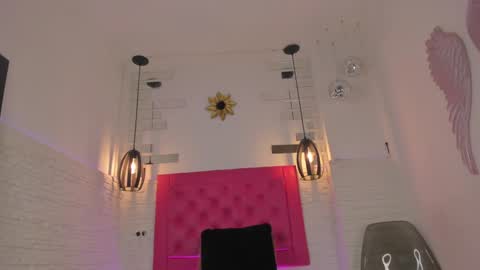 Snapshot of valloletsamar chatting on 01-11-25, 11:23 Vallolet Peach  online show from 01-11-25, 11:23