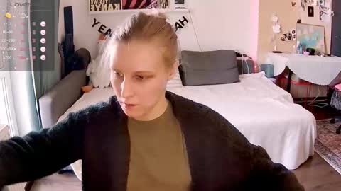 Little Devil online show from 03-15-26, 11:49