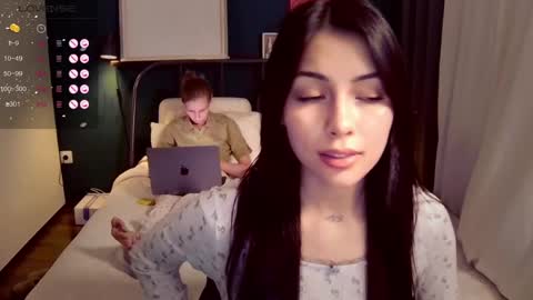 Little Devil online show from 04-20-26, 05:59