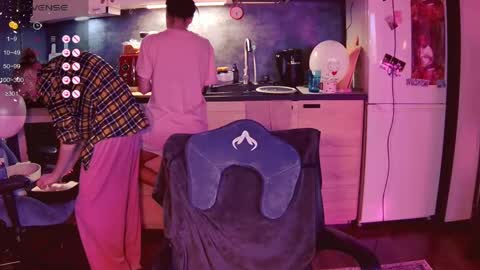 Little Devil online show from 04-29-26, 07:31