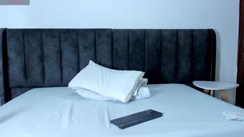 valtira nova online show from 01-20-25, 06:42