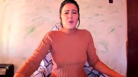 valentina online show from 12-20-24, 07:55