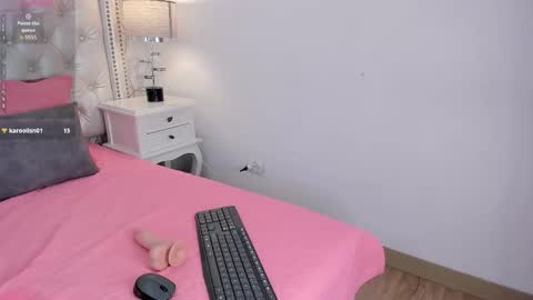 Snapshot of valyx7 chatting on 12-13-25, 07:53 valyx7 online show from 12-13-25, 07:53