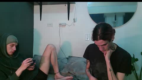 Vamp Noah and Dan online show from 02-05-25, 06:35