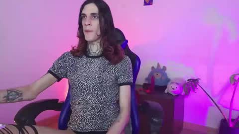 Vamp Noah and Dan online show from 04-30-26, 01:34