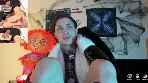 david guzman i model independenthelp me with a thumbs up online show from 10-12-25, 03:38