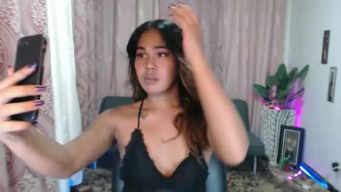 vampy_ebony_laxine online show from 09-22-25, 10:17
