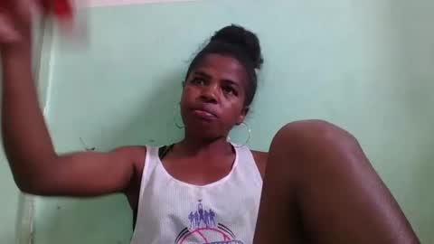 Snapshot of vanafiry chatting on 01-15-25, 11:32 vanafiry online show from 01-15-25, 11:32