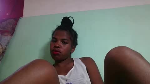 Snapshot of vanafiry chatting on 01-29-25, 11:51 vanafiry online show from 01-29-25, 11:51