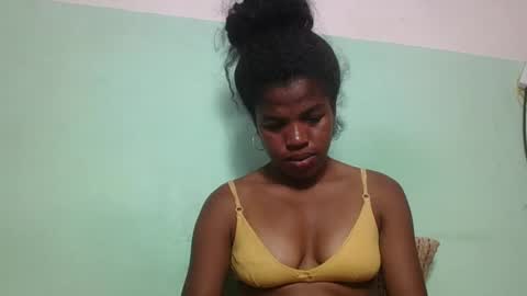 Snapshot of vanafiry chatting on 02-02-25, 10:24 vanafiry online show from 02-02-25, 10:24