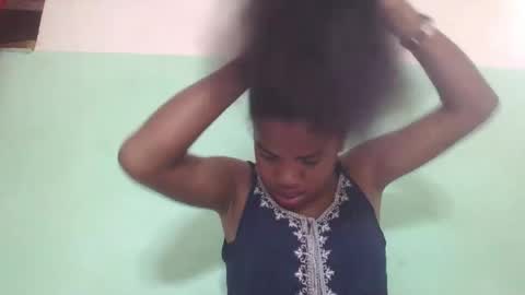 Snapshot of vanafiry chatting on 02-20-25, 04:50 vanafiry online show from 02-20-25, 04:50