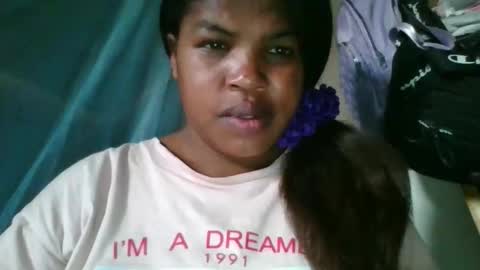 Snapshot of vanafiry chatting on 11-04-25, 05:17 vanafiry online show from 11-04-25, 05:17