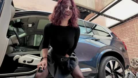 vanessa online show from 02-25-26, 04:27