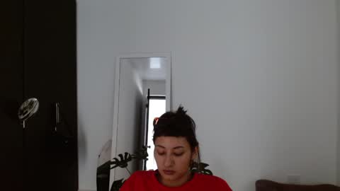 Snapshot of vandalovee chatting on 01-20-25, 02:25 Babi Alu online show from 01-20-25, 02:25