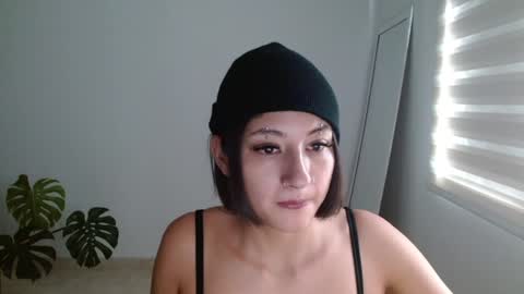 Snapshot of vandalovee chatting on 01-31-25, 04:27 Babi Alu online show from 01-31-25, 04:27