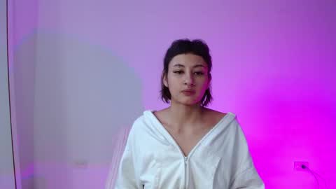 Snapshot of vandalovee chatting on 02-09-25, 11:25 Babi Alu online show from 02-09-25, 11:25