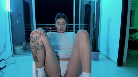 Snapshot of vandalovee chatting on 03-06-25, 05:57 Babi Alu online show from 03-06-25, 05:57