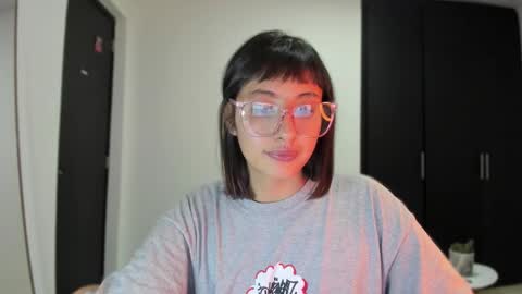 Snapshot of vandalovee chatting on 10-11-25, 08:13 Babi Alu online show from 10-11-25, 08:13